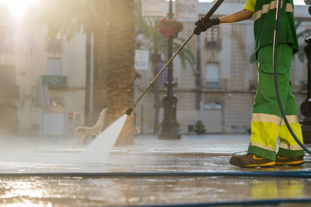 Best Commercial Pressure Washing  in Woodville, MS